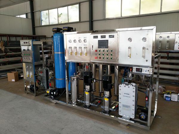 0.5噸車用尿素液生產設備